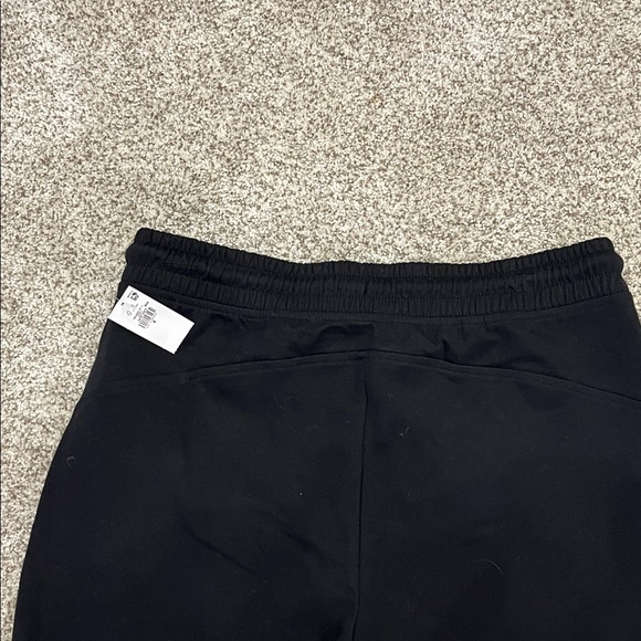 Old Navy Black Joggers - Picture 4 of 7